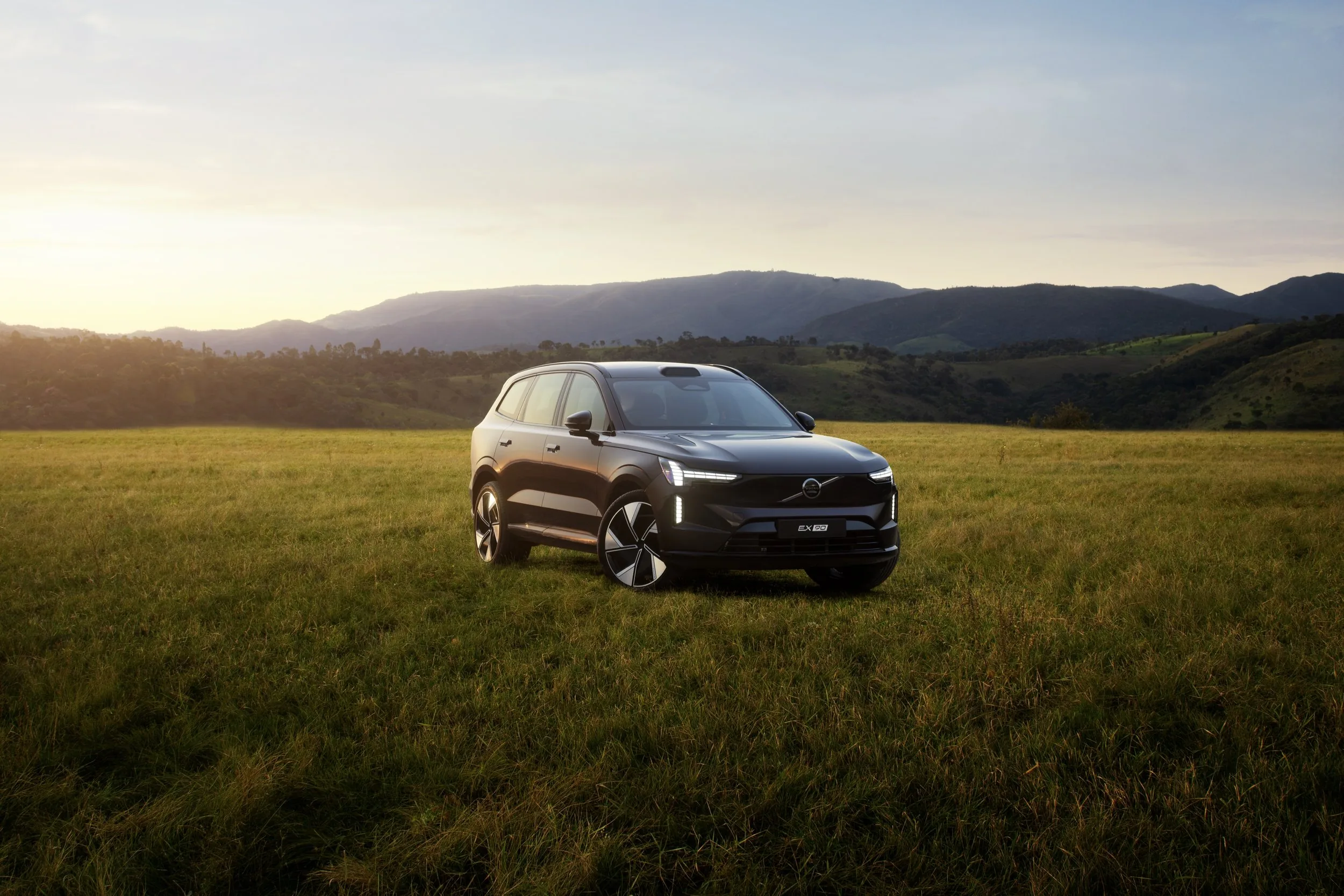 Volvo | EX90