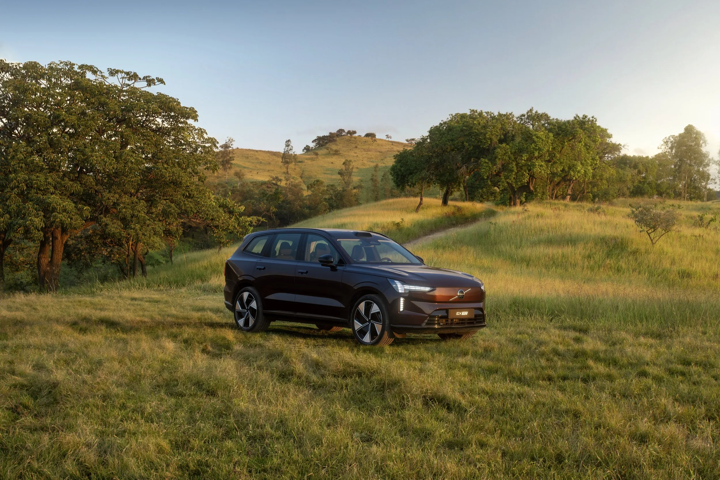 Volvo | EX90